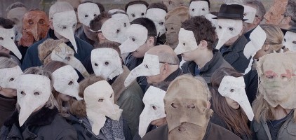 la scena delle maschere in la cinquieme saison
